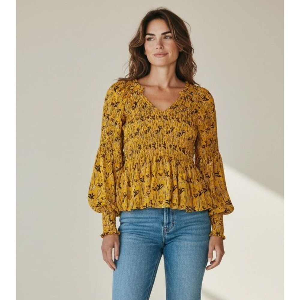 Rose & Olive Women’s XS Yellow Floral Print Smocked Blouse Top Boho